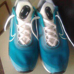 Girls size Nike Air Max 2090 Laser Blue (7Y)